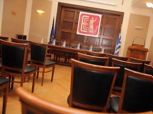 Φωτογραφία για Σε πρωτοφανή πανικό και η Ένωση Εισαγγελέων Ελλάδος από τα δημοσίευματα για τους Εισαγγελείς της Χαλκίδας: Διαβάστε την ανακοίνωση και την μακροσκελή απάντηση του EviaZoom.gr