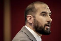 ΤΖΑΝΑΚΟΠΟΥΛΟΣ: ΥΠΑΡΧΟΥΝ ΠΟΛΛΑ ΟΝΟΜΑΤΑ ΣΤΟ ΤΡΑΠΕΖΙ ΓΙΑ ΤΗΝ ΕΠΙΛΥΣΗ ΤΟΥ ΟΝΟΜΑΤΟΛΟΓΙΚΟΥ