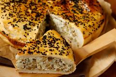 Πίτα με αρωματικές φακές