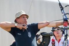 Αυτός είναι ο χρυσός τοξοβόλος Συνταγματάρχης με τη σιδερένια θέληση [video]