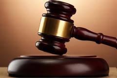 Θεσσαλονίκη: Ελεύθερος με περιοριστικούς όρους ο 81χρονος που κατηγορείται για ασέλγεια σε ανήλικη