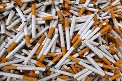 Λαθραία τσιγάρα: Τα δορυφορικά τηλέφωνα, οι εκπαιδευόμενοι λογιστές και το ζευγάρι ελληνοκυπρίων