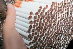 16 εκατομμύρια τσιγάρα και 15 τόνους καπνού βρήκε η Οικονομική Αστυνομία στο εργοστάσιο των Μεσογείων