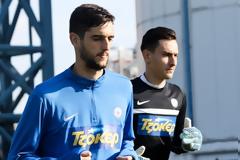 Παίρνει Γιαννιώτη και αφήνει ελεύθερο τον Ρισβάνη