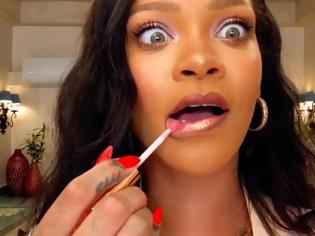Φωτογραφία για H Rihanna σου δείχνει πως βάφεται σε 10 λεπτά σε ένα διασκεδαστικό βίντεο
