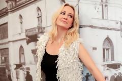 Αφροδίτη Γραμμέλη: Κι όμως, επιστρέφει στους δέκτες μας με δική της εκπομπή!