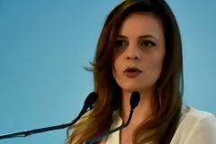 ΕΦΗ ΑΧΤΣΙΟΓΛΟΥ: Η ΑΝΑΠΤΥΞΙΑΚΗ ΣΤΡΑΤΗΓΙΚΗ ΤΗΣ ΚΥΒΕΡΝΗΣΗΣ ΤΟΠΟΘΕΤΕΙ ΤΗΝ ΕΡΓΑΣΙΑ ΣΤΟ ΕΠΙΚΕΝΤΡΟ