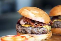 Λαιμαργία: Υπάρχει τρόπος να απαλλαγείς από τον μεγάλο εχθρό