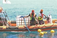 Λεμεσός: Έπιασαν δουλειά τα σκάφη επιτήρησης μόλυνσης