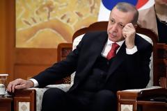 Σε νέα ιστορικό χαμηλό καταρρέει η τούρκικη λίρα