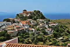 12 λόγοι που η Τζιά είναι ο ιδανικός προορισμός για τις καλοκαιρινές σας διακοπές