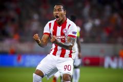 Δεν το κουνάνε από τον Ολυμπιακό