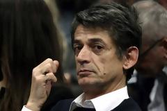 Αστυνομία σκέψης και παιδομάζωμα: Ο Καρανίκας ζητά να παίρνουν τα παιδιά από τους γονείς που είναι «φασίστες»