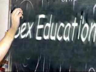 Φωτογραφία για Υποχρεωτική ένταξη της σεξουαλικής αγωγής στο ελληνικό εκπαιδευτικό σύστημα ζητούν 42 βουλευτές του ΣΥΡΙΖΑ
