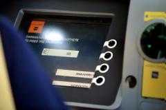 Capital controls: Αυξάνεται το όριο αναλήψεων – Έρχονται νέες αλλαγές