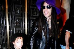 15 πράγματα που κάνουν την Zoe Kravitz το πιο cool κορίτσι του Hollywood