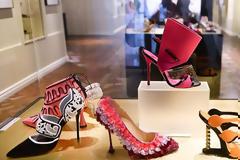 Πάρτε μια γεύση από την έκθεση «Manolo Blahnik: The Art of Shoes»