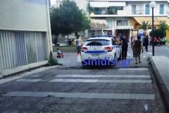 Αγρίνιο: Μικρά παιδιά έπαιζαν σε πλατεία με… αυτοκίνητα – Καταγγελίες από γονείς, στο σημείο η Αστυνομία! (ΔΕΙΤΕ ΦΩΤΟ)