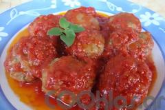 Η συνταγή της Ημέρας: Κεφτεδάκια τηγανητά με σάλτσα