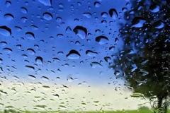 Η σύνθλιψη των σταγόνων – Χούλιο Κορτάσαρ