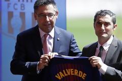 Δεν κινδυνεύει η θέση του Βαλβέρδε στη Μπαρτσελόνα