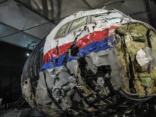 Φωτογραφία για Αυλαία στην αεροπορική τραγωδία: Ρωσικός πύραυλος κατέρριψε την πτήση ΜΗ17 στην Ουκρανία