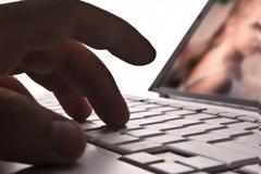 Κρήτη: Ο συνταξιούχος αστυνομικός θείος, η ανιψιά και οι γυμνές φωτογραφίες