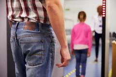 Πώς ένα κουτάλι μπορεί να σώσει τα κορίτσια από εξαναγκαστικούς γάμους