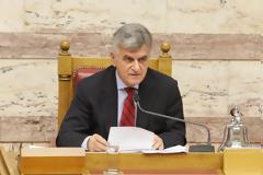 Επεισόδιο με αστυνομικούς της Τροχαίας είχε ο Φίλιππος Πετσάλνικος - Αυταρχική συμπεριφορά και αγένεια καταγγέλει ο πρώην πρόεδρος της Βουλής (ΒΙΝΤΕΟ)