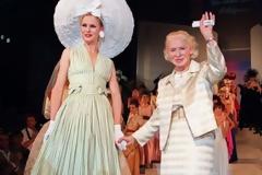 O οίκος Carven, που έντυνε την Edith Piaf, υπέβαλε αίτηση πτώχευσης