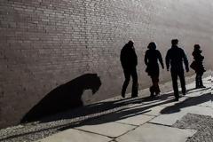 Απαισιόδοξοι και βαθιά ευρω–σκεπτικιστές οι Έλληνες