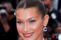 Πέντε χτενίσματα για το καλοκαίρι με έμπνευση από Κάννες