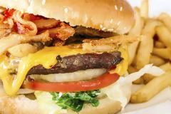 Δείτε τι προκάλεσε η κατανάλωση γρήγορου και πρόχειρου φαγητού σε έναν 19χρονο!