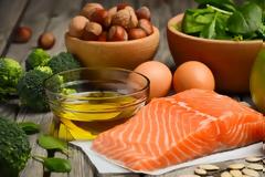 Έξι τροφές με πολλά λιπαρά που είναι όμως πολύ υγιεινές