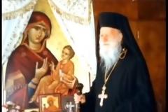 Άγιος Πορφύριος Καυσοκαλυβίτης: «Είναι λάθος να προσεύχεται κάποιος για να σωθεί ο ίδιος. Τους άλλους πρέπει ν΄αγαπάμε και να προσευχόμαστε να μη χαθεί κανείς»