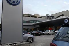 Ανακαλούνται 410.000 αυτοκίνητα της Volkswagen και της SEAT