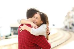 6 λόγοι που θα σε πείσουν να αγκαλιάζεις περισσότερο...