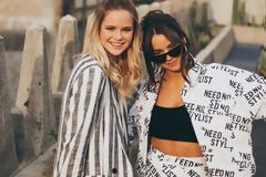 Τα 5 αξεσουάρ που απαιτούν οι κομψές εμφανίσεις του φετινού καλοκαιριού