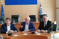 Π.Δυτ.Ελλάδας: Σύσκεψη με Βίτσα για την επόμενη ημέρα στο προσφυγικό