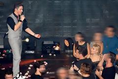 Θερμό επεισόδιο για Αραβανή - Οικονομόπουλο! Η ξανθιά κυρία και οι αφιερώσεις που προκάλεσαν ένταση!