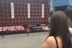 Το πιο δυνατό μπάσο σε όλον τον κόσμο σηκώνει τα μαλλιά κοπέλας! [video]