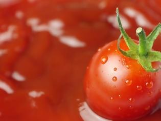 Φωτογραφία για Ωμή vs μαγειρεμένη ντομάτα: Πώς να την προτιμάτε και γιατί