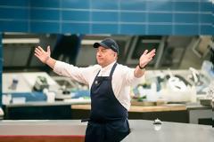 #HellsKitchenGR: Ο Μποτρίνι καλεί έναν-έναν τους σεφ και...