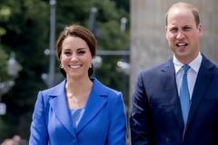 Διεθνώς ρεζίλι: Διέρρευσαν φωτογραφίες με την Κέιτ Μίντλετον μεθυσμένη