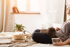 Τι θα συμβεί στον οργανισμό σου αν δεν βγεις από το σπίτι μια ολόκληρη μέρα