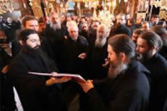 10688 - Μόνο η βυζαντινή μουσική μεταμορφώνει τα πάθη (Νεόφυτος Μοναχός Γρηγοριάτης)