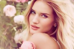 Ποιο είναι το κατάλληλο μακιγιάζ για εσένα που υποφέρεις από τις αλλεργίες