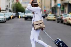 Tips για να φαίνεσαι σαν ντόπια στα επόμενα ταξίδια σου