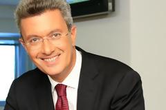 O Νίκος Χατζηνικολάου ανακοίνωσε το νέο του τηλεοπτικό βήμα...