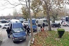 Αστυνομικοί στο Κιλκίς κάνουν προσαγωγές χωρίς μεταγωγικά οχήματα